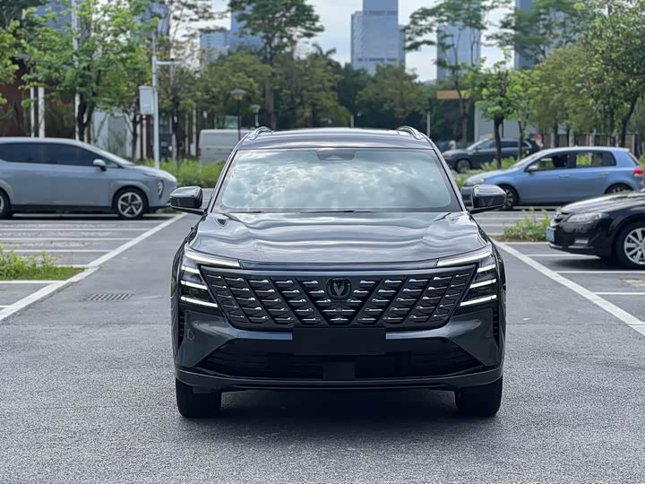 Changan CS75 PLUS 2025 1.5 T — фото 2