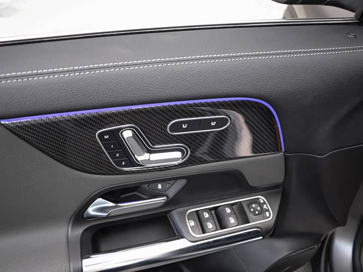 Mercedes-Benz GLA 2021 AMG GLA 45 4 MATIC+ — фото 10