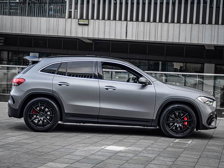 Mercedes-Benz GLA 2021 AMG GLA 45 4 MATIC+ — фото 24