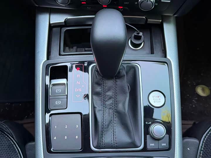 Audi A6L 2014 TFSI Standard — фото 8