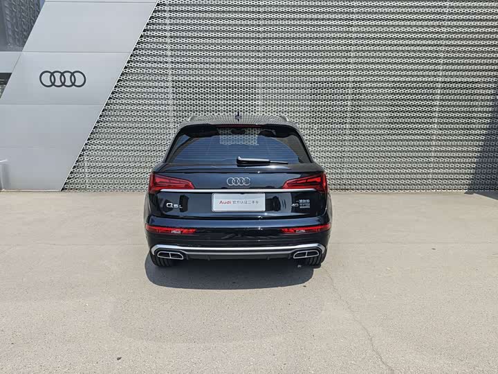 Audi Q5L 2025 40 TFSI — фото 5