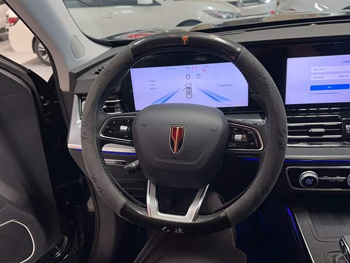 Hongqi HS5 2023 2.0 T Pro — фото 5