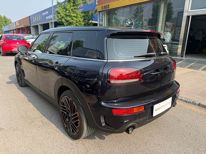 MINI Clubman — фото 6