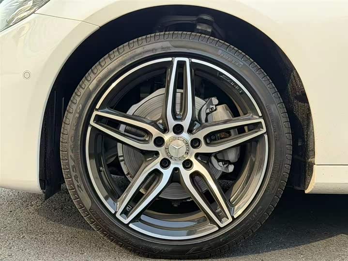 Mercedes-Benz E-Class 2017 E 200 Sport 4 MATIC — фото 20
