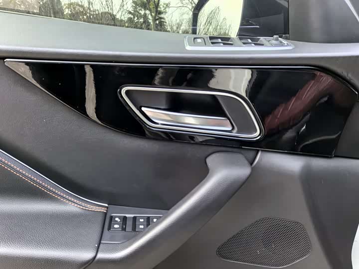 Jaguar F-PACE 2020 2.0 T — фото 5