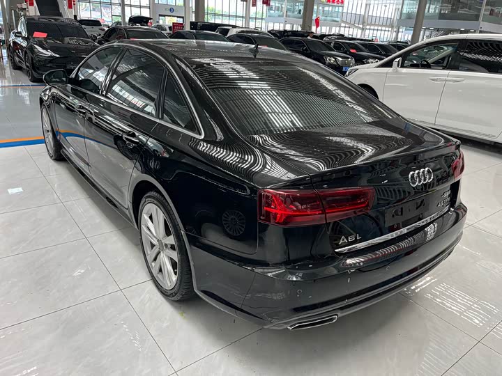 Audi A6L 30 45 TFSI quattro спорт — фото 9
