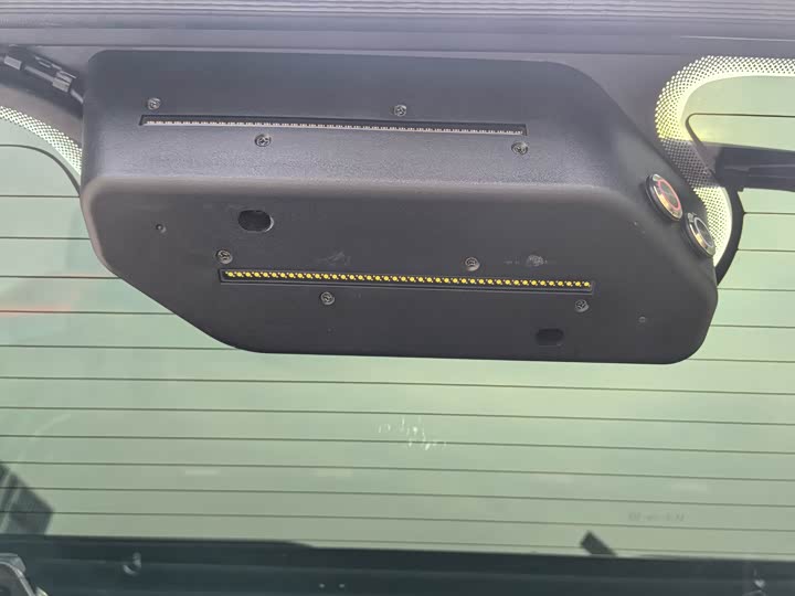Jeep Wrangler — фото 12