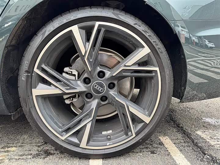 Audi A4L 2024 40 TFSI quattro RS — фото 11