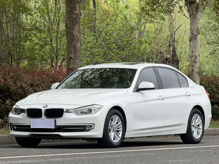 BMW 3-Series 2015 320 Li — фото 1