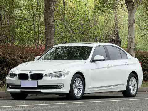 BMW 3-Series 2015 320 Li — фото 17