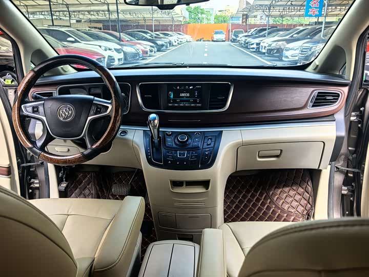 Buick GL8 25S люкс V — фото 9