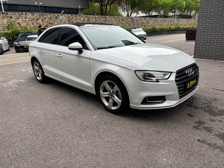 Audi A3 2020 Limousine 35 TFSI VI — фото 3