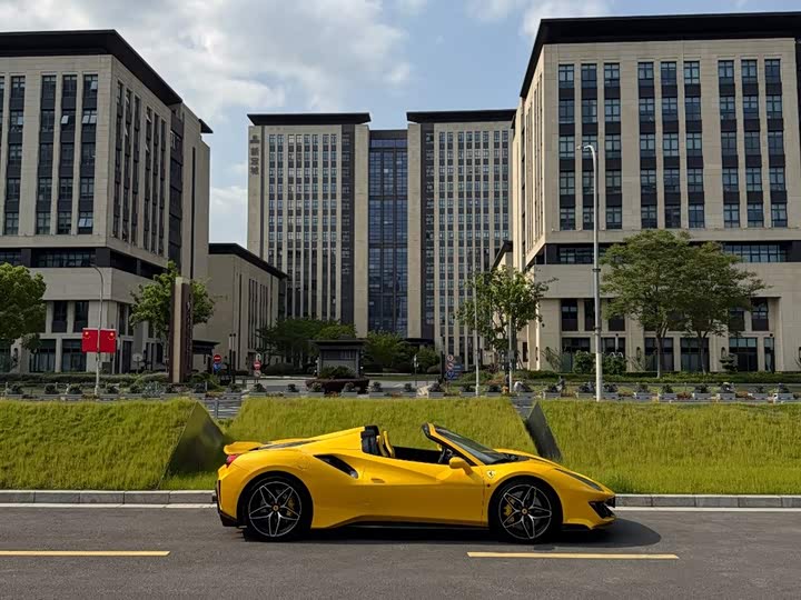 Ferrari 488 2019 488 Pista Spider — фото 4