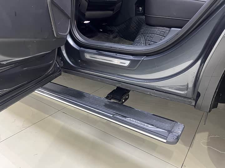 Audi Q5L Sportback 2024 40 TFSI Luxury — фото 14