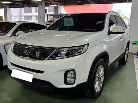Kia Sorento — фото 13