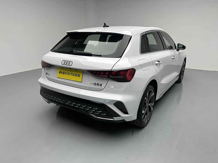 Audi A3 2025 Sportback 35 TFSI — фото 20