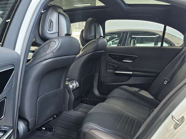 Mercedes-Benz C-Class 2025 C 260 L — фото 11