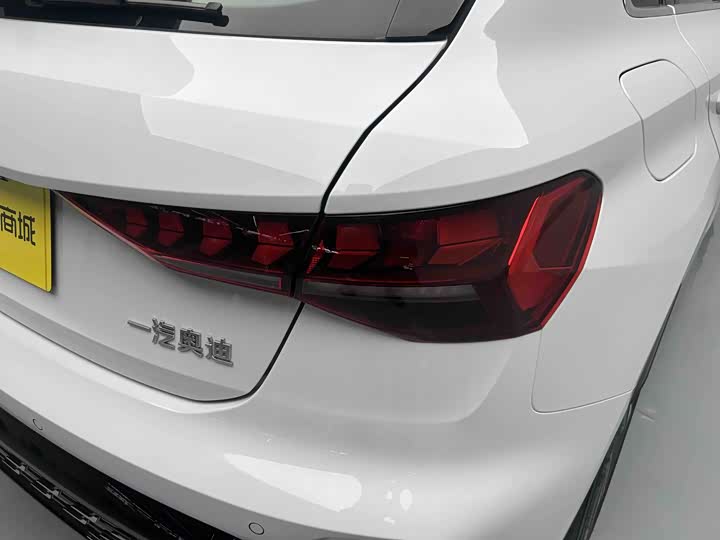 Audi A3 2025 Sportback 35 TFSI — фото 21