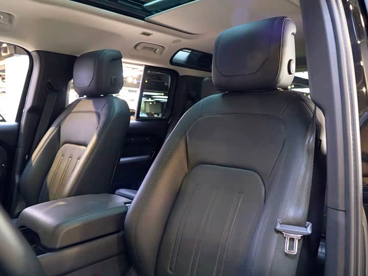 Land Rover Defender — фото 11