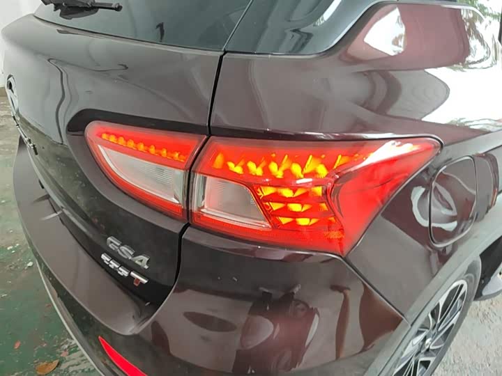 Trumpchi GS4 2017 235 T AT 2 WD — фото 8