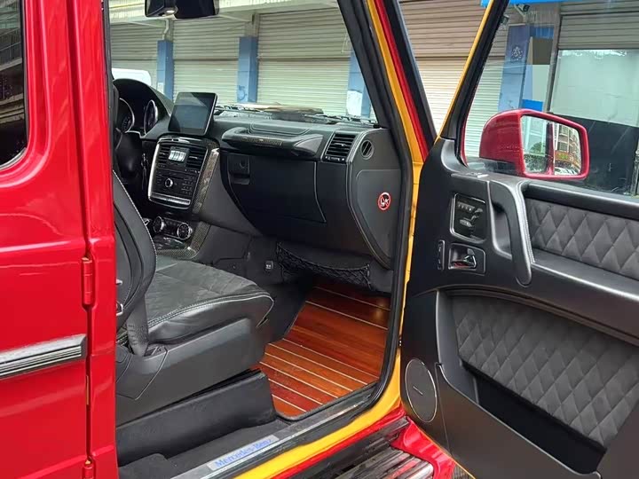 Mercedes-Benz G-Class 2017 G 500 — фото 8