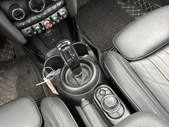 MINI Hatch — фото 16
