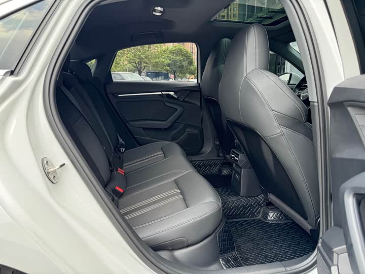 Audi A3 2024 A 3 L Limousine 35 TFSI Sport — фото 20