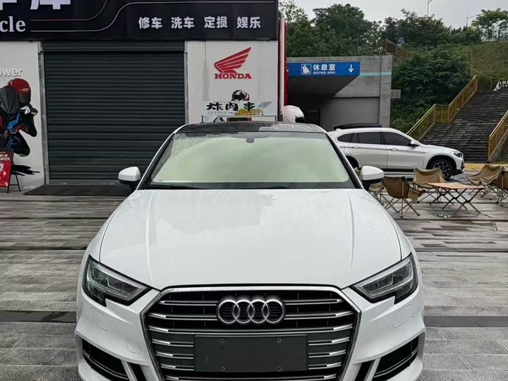 Audi A3 2020 Limousine 35 TFSI V — фото 2