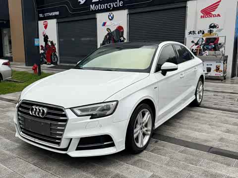 Audi A3 2020 Limousine 35 TFSI V — фото 11