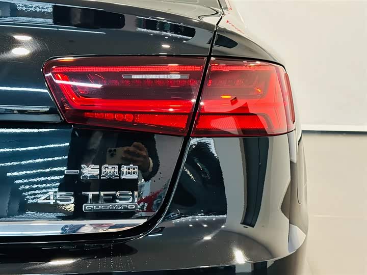 Audi A6L 2018 30 45 TFSI quattro Sport — фото 16