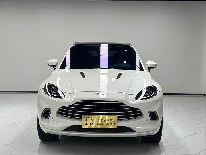 Aston Martin DBX 2021 4.0 T V 8 — фото 2