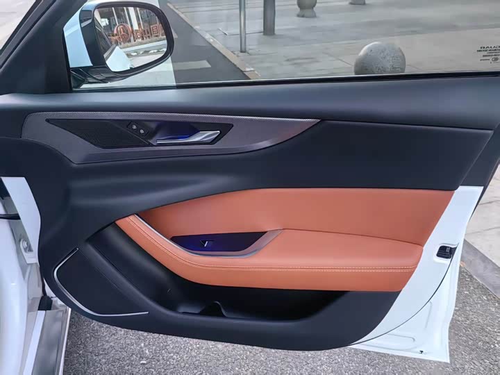 Jaguar XEL 2021 2.0 T 250 PS R-DYNAMIC SE — фото 8