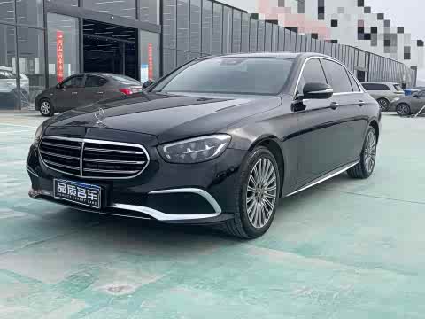 Mercedes-Benz E-Class 2017 E 300 L Luxury — фото 17