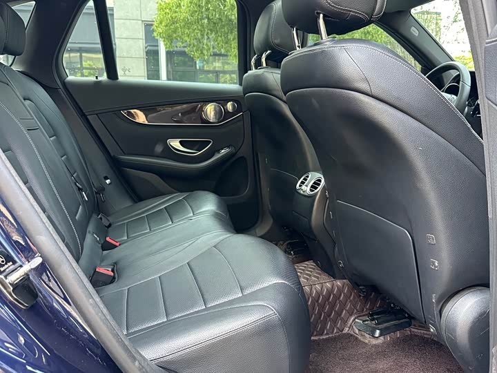 Mercedes-Benz GLC 2017 GLC 260 4 MATIC — фото 11