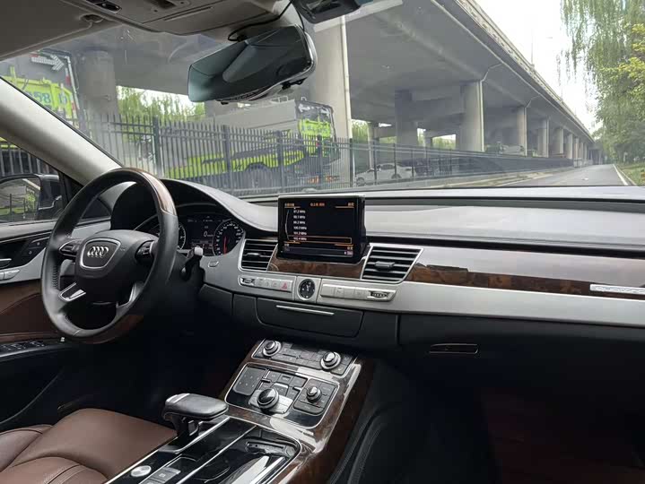 Audi A8 2017 A 8 L 45 TFSI quattro Luxury — фото 19