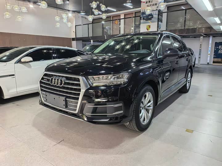 Audi Q7 2018 40 TFSI Comfort — фото 2
