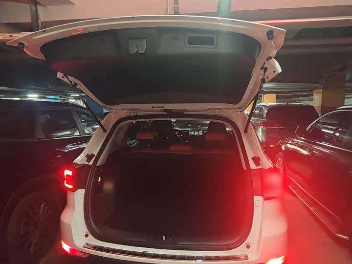 Changan CS75 2024 1.5 T DCTPremium — фото 19