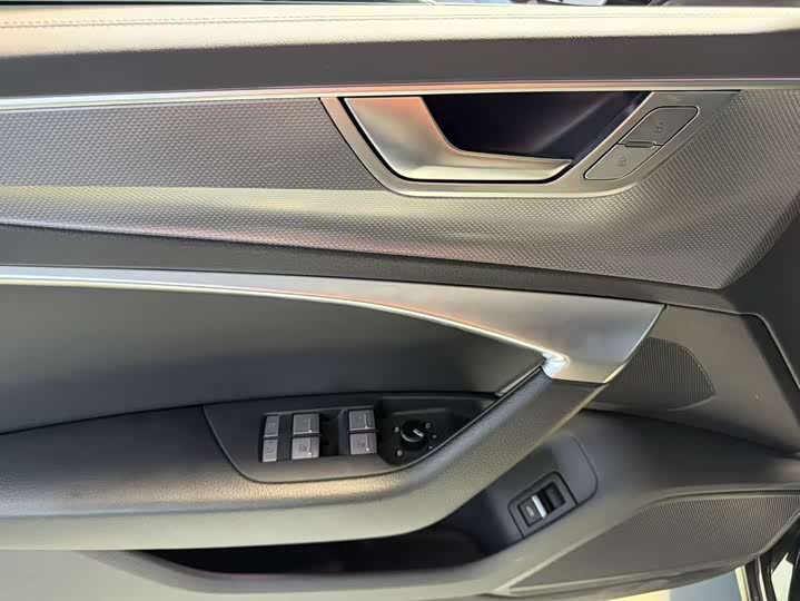Audi A6L 2023 45 TFSI — фото 4