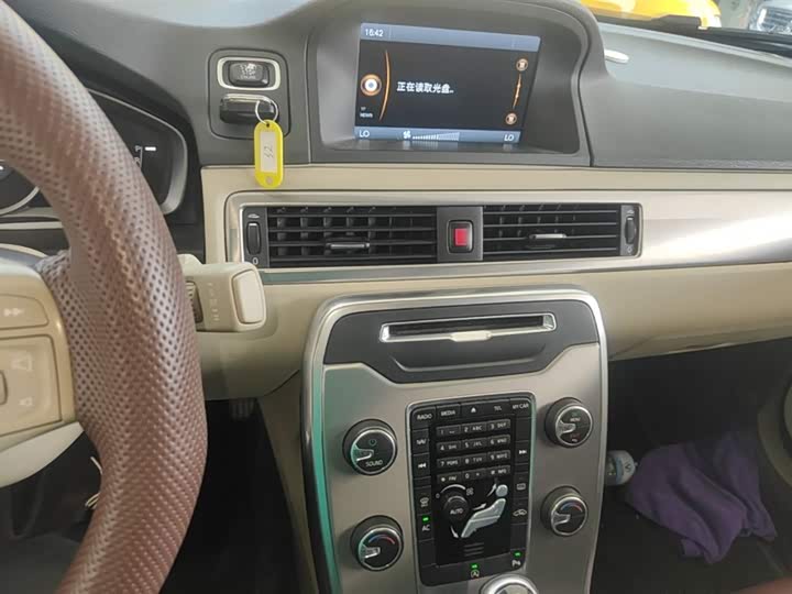 Volvo S80L 2014 2.0 T 5 — фото 13