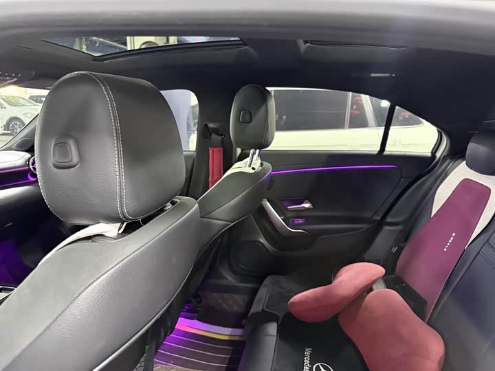 Mercedes-Benz A-Class 2020 A 180 L — фото 13