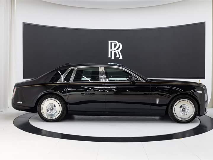 Rolls-Royce Phantom — фото 7