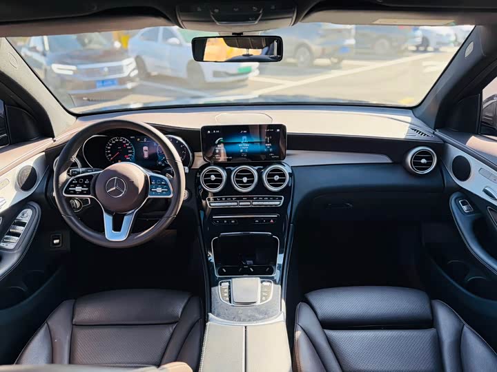 Mercedes-Benz GLC 2022 GLC 260 L 4 MATIC Luxury — фото 5