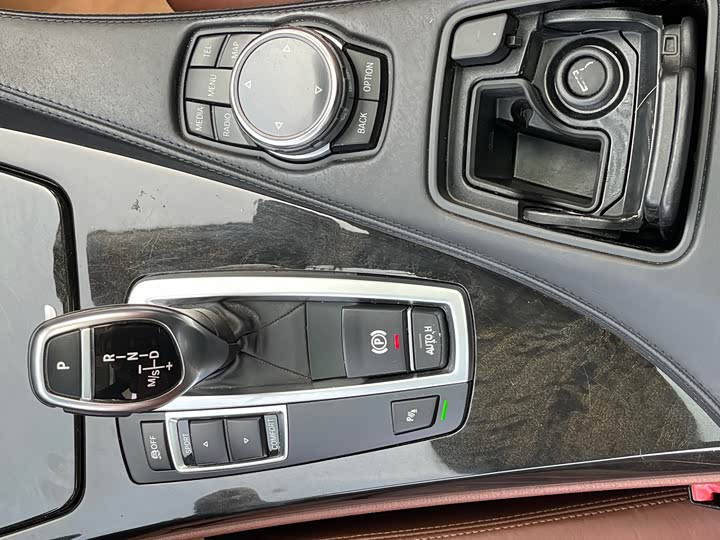 BMW 6-Series 2016 640i Gran Coupe — фото 29