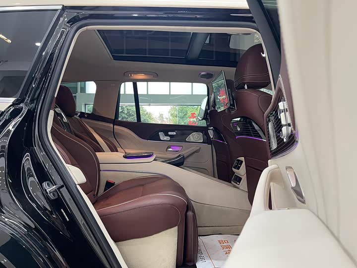 Mercedes-Benz GLS 2023 GLS 450 4 MATIC Luxury — фото 10