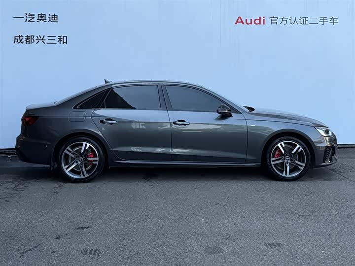 Audi A4L 2023 40 TFSI — фото 2