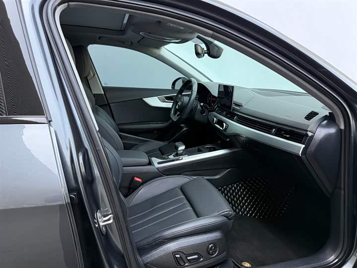 Audi A4L 2023 40 TFSI — фото 8