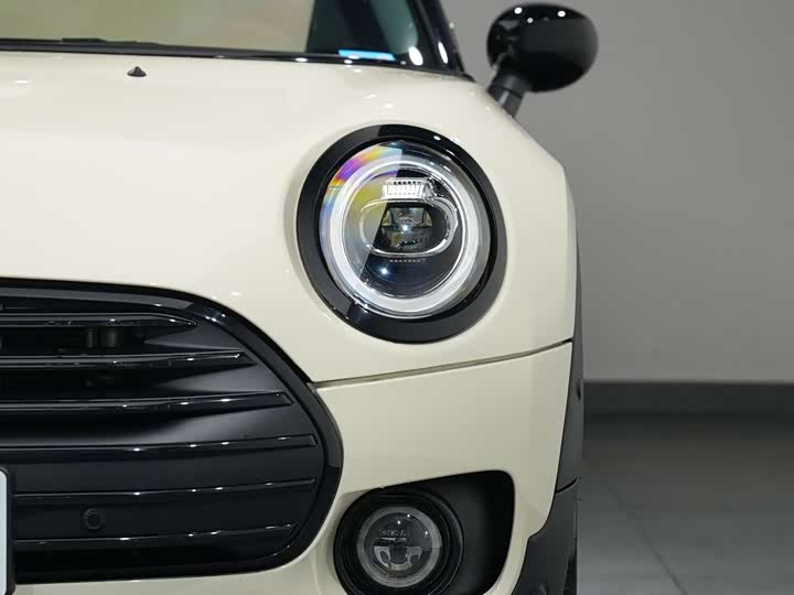 MINI Clubman — фото 7