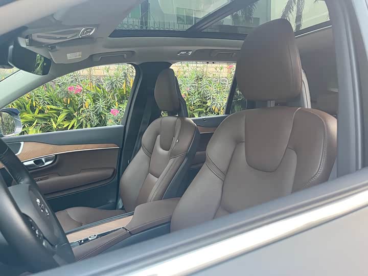 Volvo XC90 2020 T 6 7 — фото 18