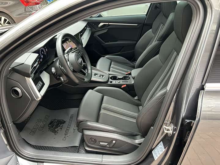 Audi A3 2024 A 3 L Limousine 35 TFSI Sport — фото 9