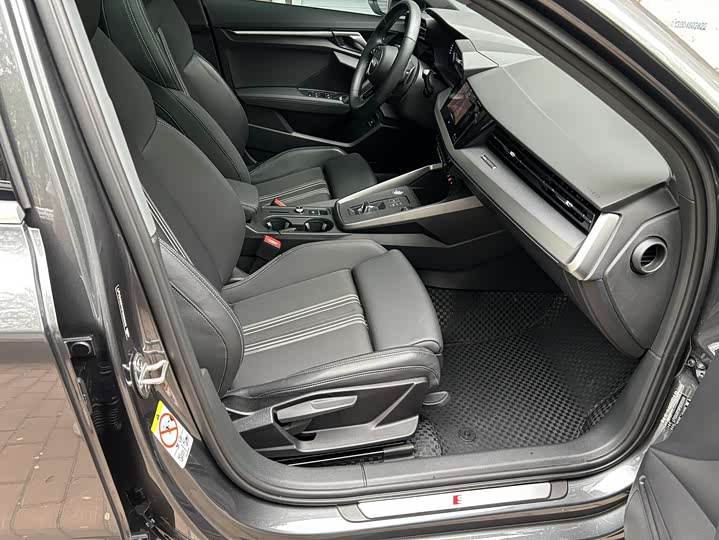 Audi A3 2024 A 3 L Limousine 35 TFSI Sport — фото 18